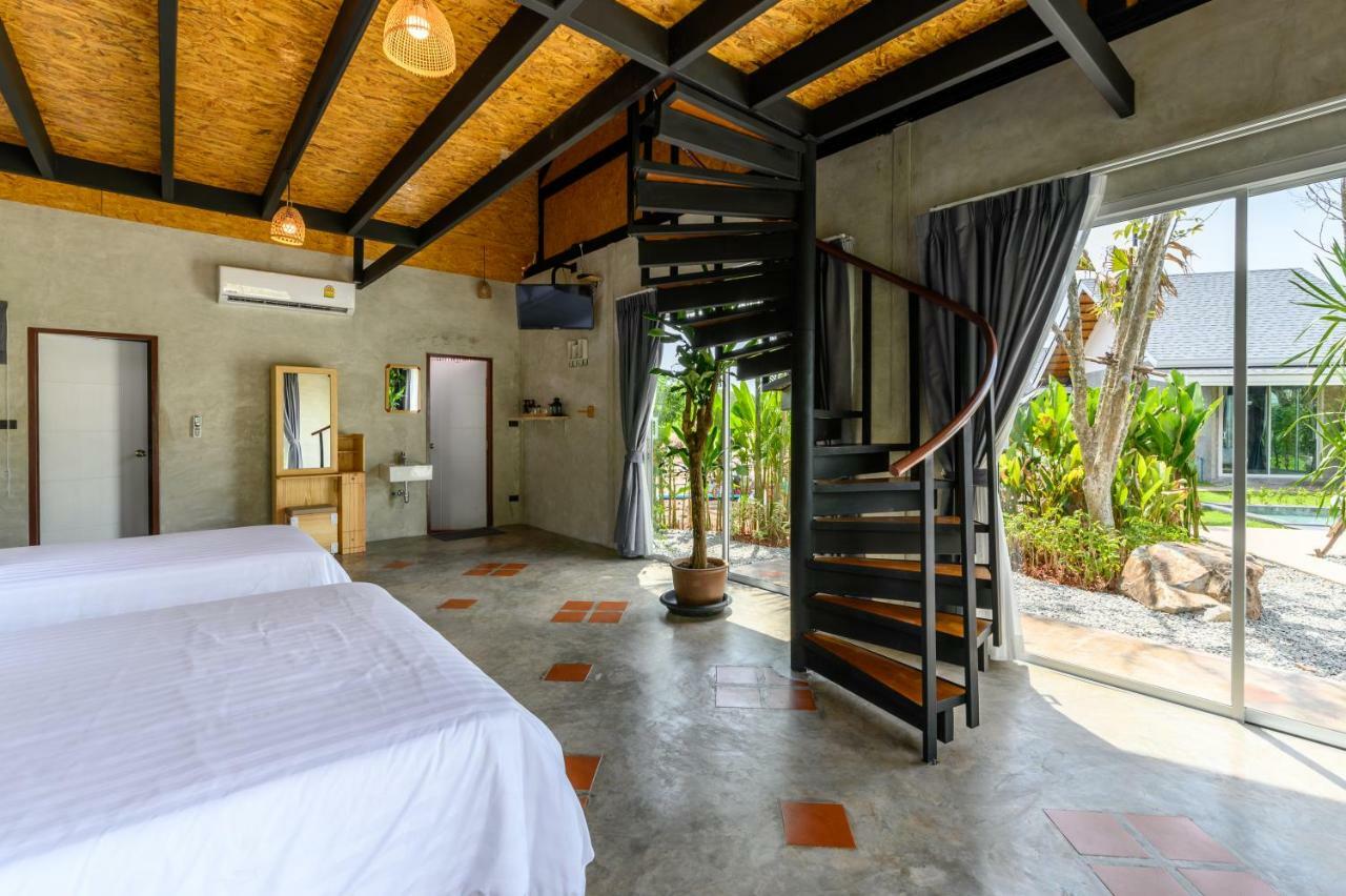 Loftpical Resort Phuket Exterior foto